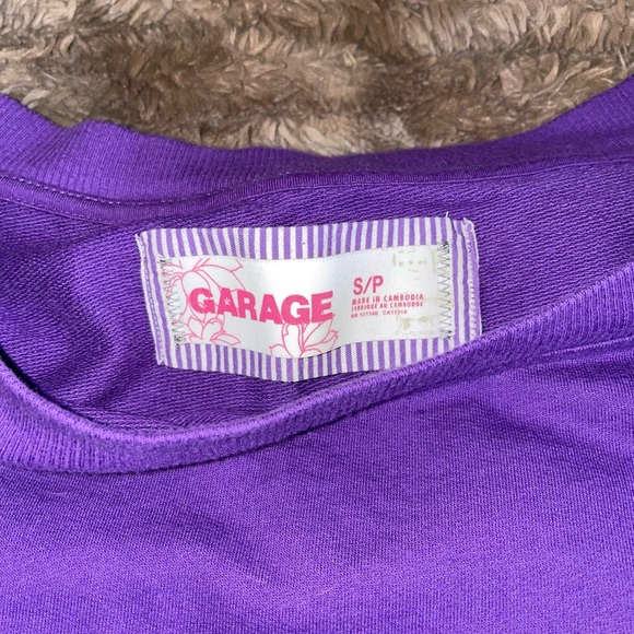 GARAGE Purple top - Picture 2 of 2